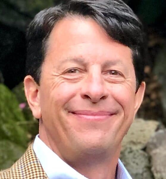 Headshot of Doug Greenberg, CIMA®