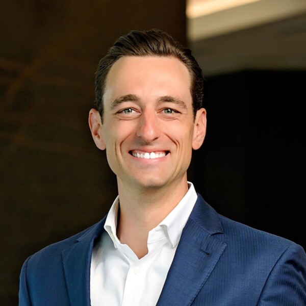 Headshot of Ross Viergever, CFP®, CEPA™