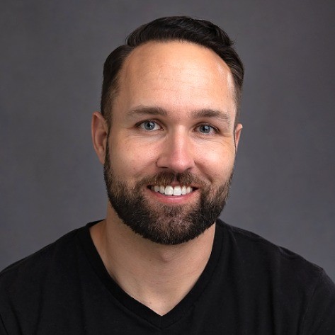 Headshot of Allen Mueller, CFA, CFP®